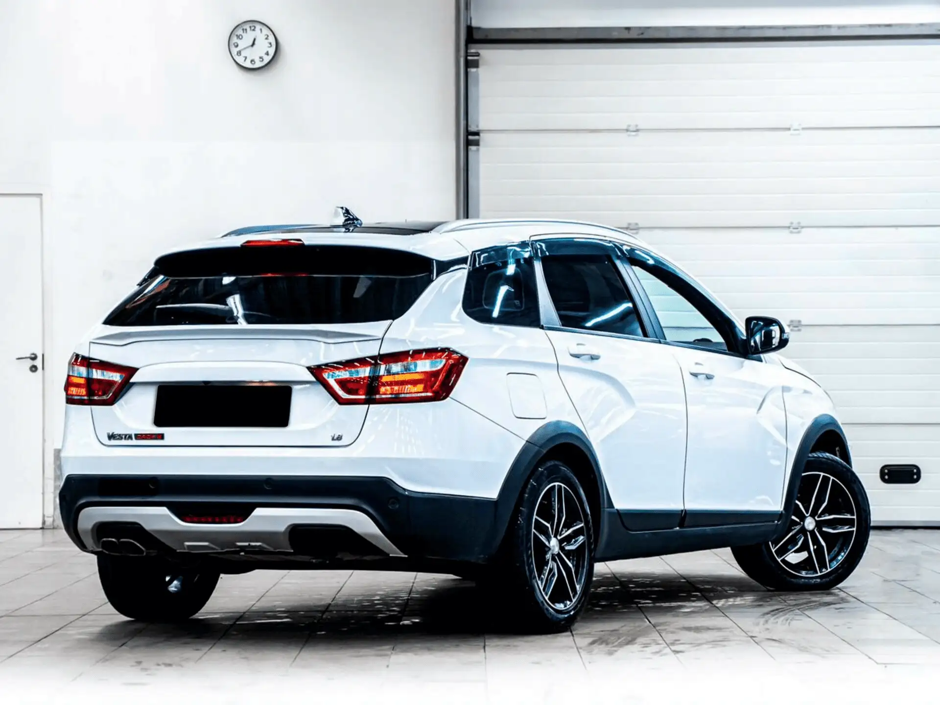 Lada Vesta SW Cross в ваш город - фото №3